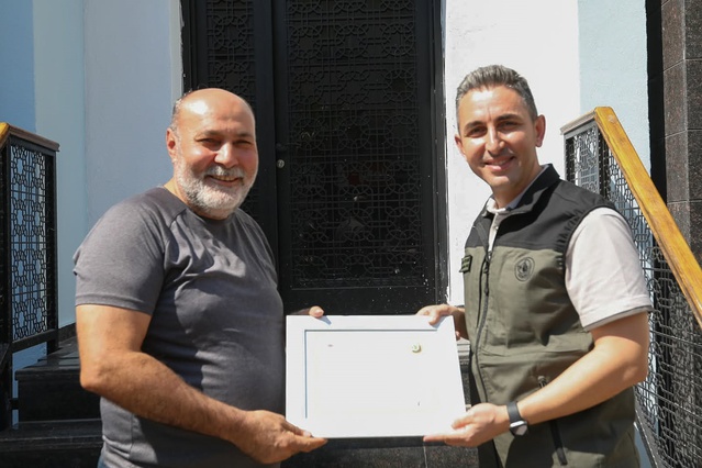 Manisa Turgutlu'da orman yangınına destek veren 8 vatandaş plaketle ödüllendirildi