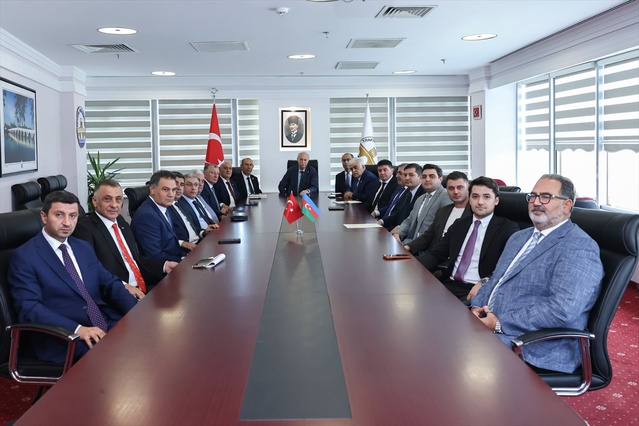 Azerbaycan Meclis heyeti, Trakya Üniversitesi Rektörü Hatipler'i ziyaret etti