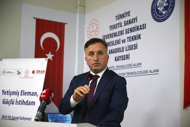 Kayseri'de SOGEP destekli istihdam projesi törenle tamamlandı, öğrenciler katıldı