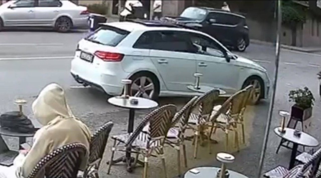 Beykoz'da denetimden kaçıp araçta sürücü değiştiren sürücüye 81 bin 246 lira ceza kesildi