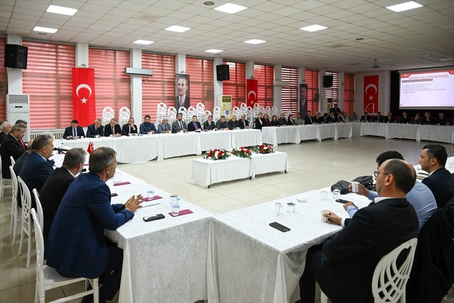 Kırklareli'nde okul müdürleri 7 bakanlık güvenlik protokolünü görüştü