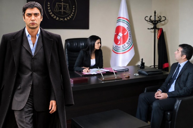 Bu da mı tesadüf? Kurtlar Vadisi, fon krizini de es geçmemiş