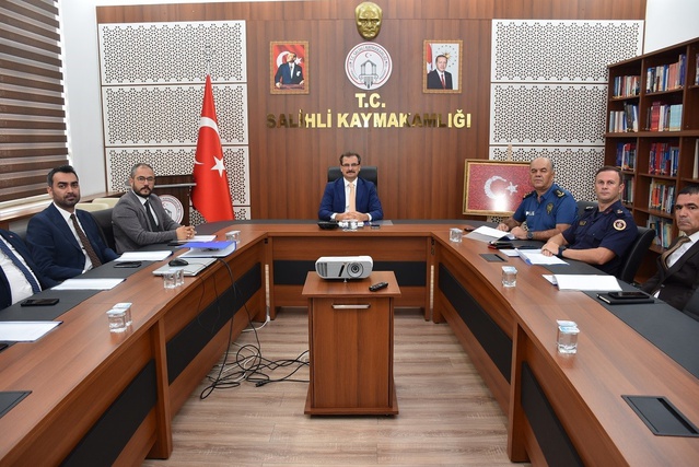 Salihli'de 4 Ekim KPSS Ön Lisans sınavının güvenliği için toplantı düzenlendi