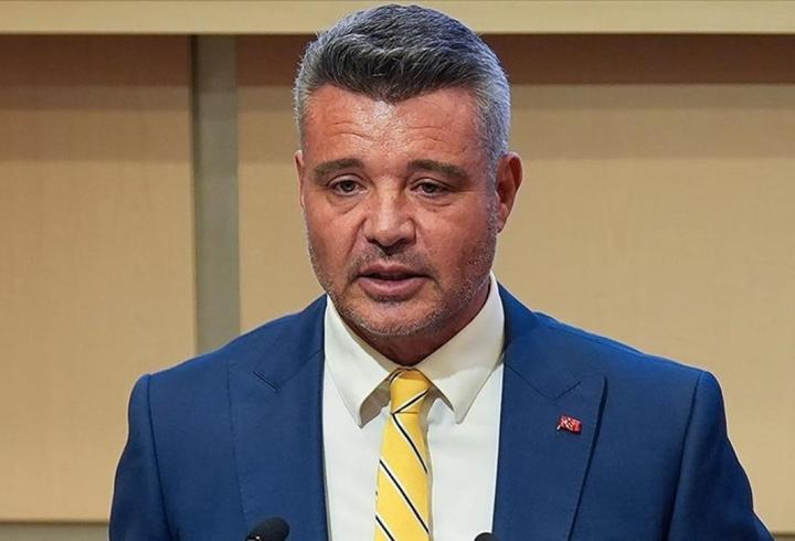 Fenerbahçe’de eski başkan Sadettin Saran ve yönetimi ibra edildi