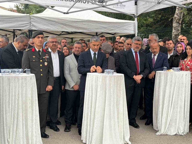 Afyonkarahisar'da İsmail Kumartaşlı Semt Polikliniği'nin temeli törenle atıldı