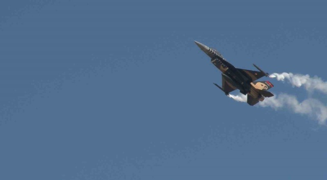 SOLOTÜRK, Şanlıurfa'da TEKNOFEST Güneydoğu için prova uçuşu gerçekleştirdi
