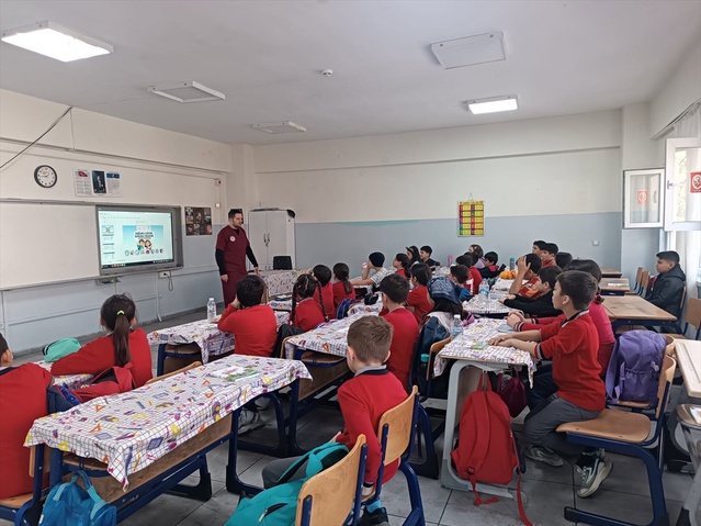 Kırıkkale’de ilkokul öğrencilerine sağlık eğitimi verildi