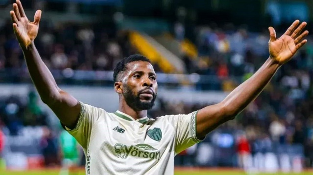 Iheanacho, Bursaspor YouTube kanalında taraftara 'Sizleri çok seviyorum' dedi