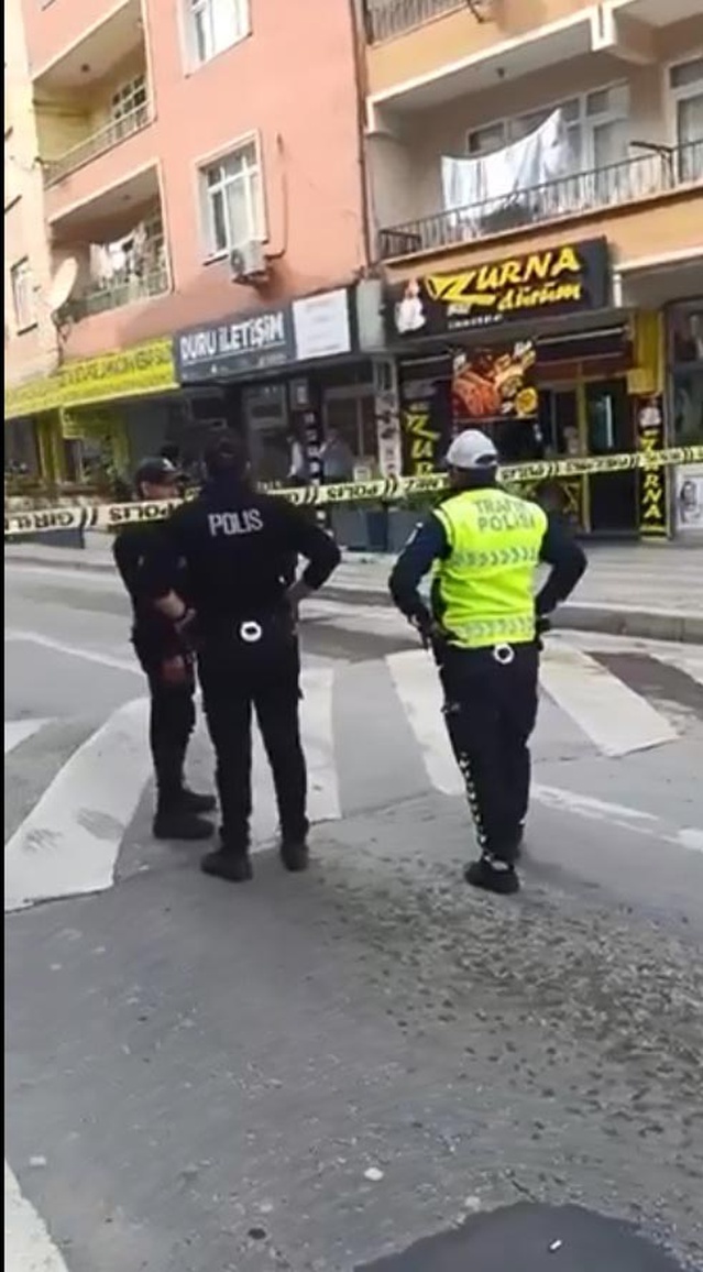 Kocaeli Gebze'de kebapçıya yeniden ateş açıldı, ocakta 2 kişinin yaralandığı belirtildi