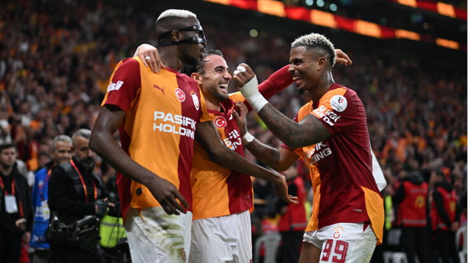 Süper Lig tarihinde zirve el değiştirdi!