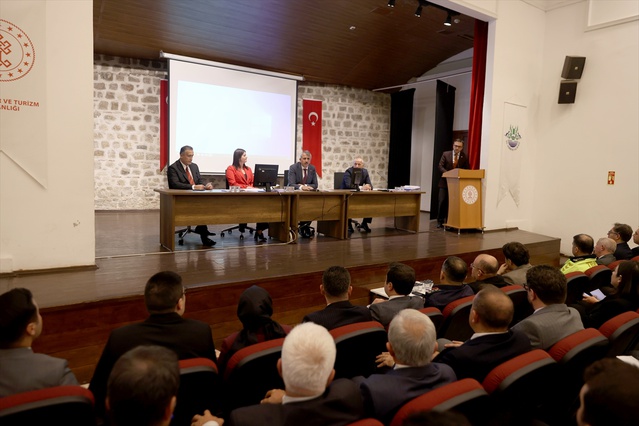 Edirne'de Vali Sezer, 407 proje için 42 milyar lira harcandığını açıkladı