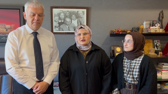 Kayıhan Pala, diş hekimlerinin 10 bin kadro talebini sosyal medyada duyurdu