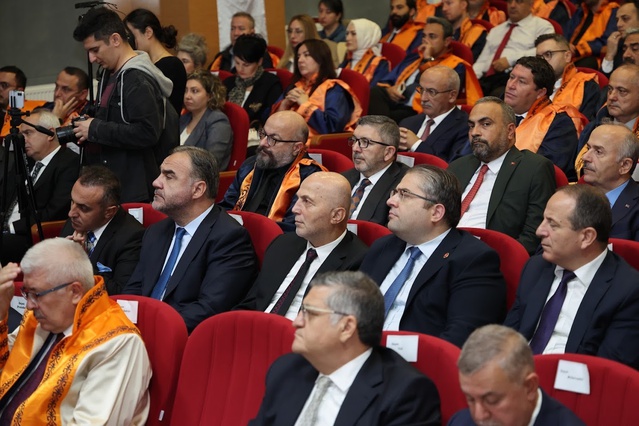 YÖK Başkanı Özvar, Sinop'ta BAP bütçelerinin ortak kullanımı için model önerdi