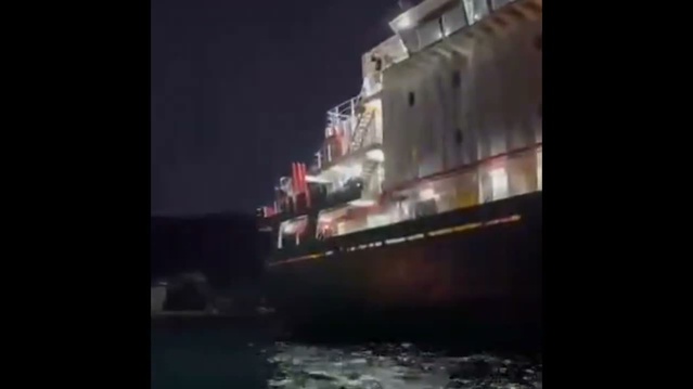 Kimyasal yüklü IVYAN tankeri Küçükçekmece Demir Sahası'na emniyetle demirletildi