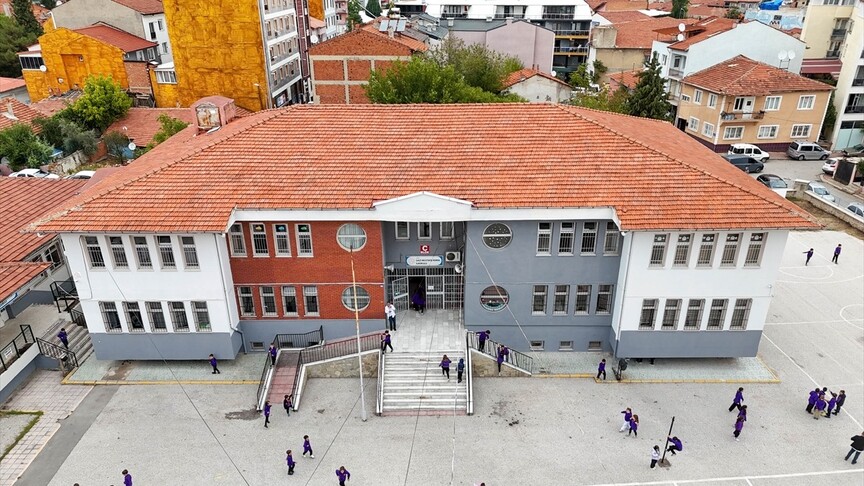 Uşak'ın 102 yıllık eğitim hafızası: Gazi Mustafa Kemal İlkokulu