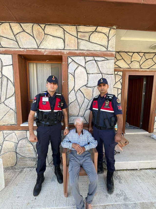 Manavgat'ta kaybolan 89 yaşındaki Alzheimer hastası, dron destekli aramayla bulundu