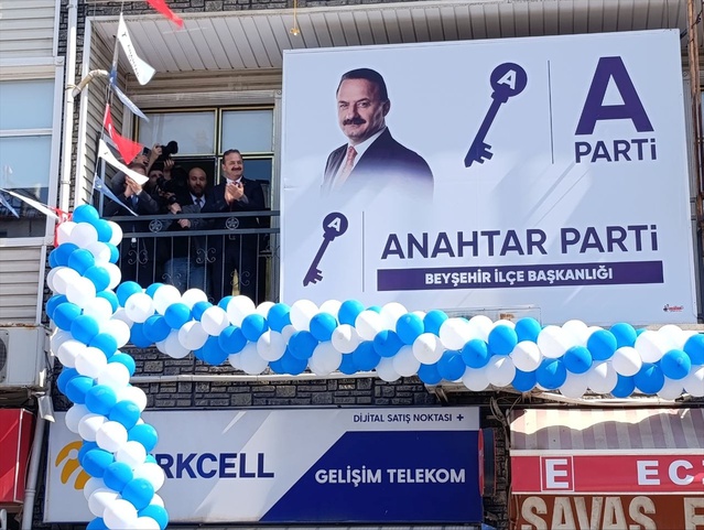 Anahtar Parti Beyşehir İlçe Teşkilatı, Ağıralioğlu'nun katıldığı törenle açıldı