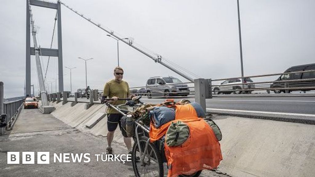 28 yıldır yürüyen Karl Bushby, 58 bin km yol kat ettikten sonra evine döndü