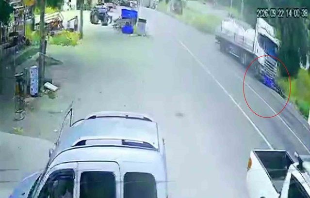 Antalya Aksu'da kamyonun önünde sürüklenen belediye çalışanı 1 hafta sonra öldü