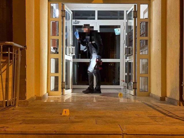 Kayseri'de sipariş tartışması bıçaklı kavgaya döndü: Kurye ve şüphelinin annesi yaralandı