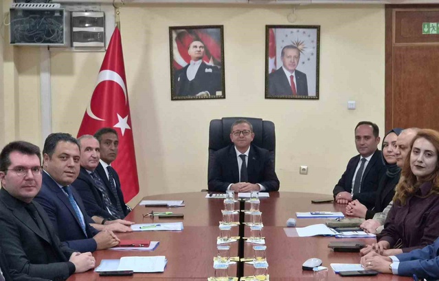 Kars'ta kadına şiddetle mücadelede iş birliğinin güçlendirilmesi hedeflendi