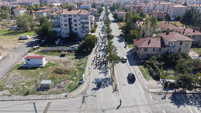 Ankara Çubuk'ta müftülük 50 öğrenciyi cami ve doğa etkinliğinde buluşturdu