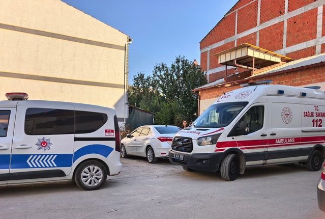 Bursa İnegöl'de 63 yaşındaki adam evinde hareketsiz bulundu, yaşamını yitirdi