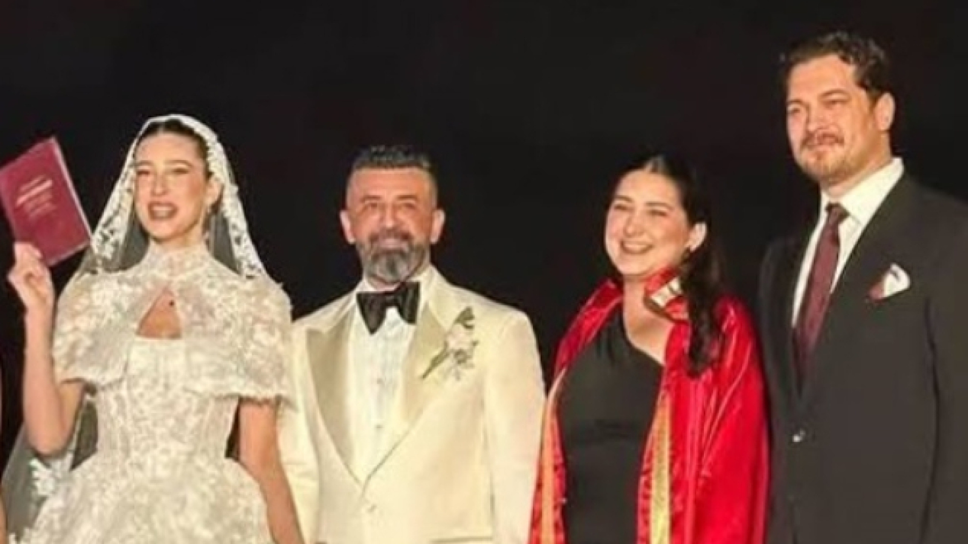 Paris'te nikah, İstanbul'da düğün