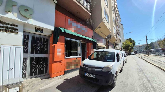 Eskişehir'de fırın işçisi açık rezistansa temas ederek akıma kapıldı, ağır yaralandı