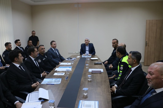 Aydın İl Emniyet Müdürü Karaduman, Söke ve Kuşadası'ndaki çalışmaları değerlendirdi