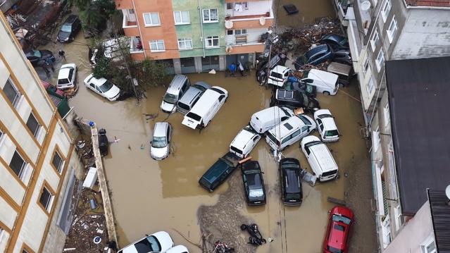 AKOM, cumartesi İstanbul'da yağışların şiddetleneceğini açıkladı