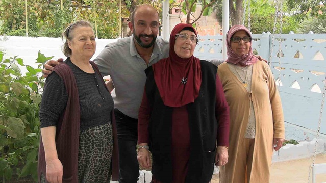Edirne Huzurevi'ndeki 77 yaşındaki Asiye Kaçar, 2 yıl sonra Salarlı köyüne götürüldü