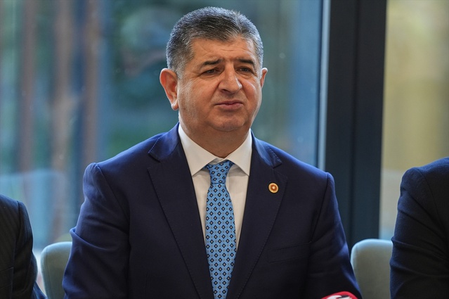 Yeni Parti vekili Karabat aidat paralarının kalan vekillere de dağıtıldığını savundu