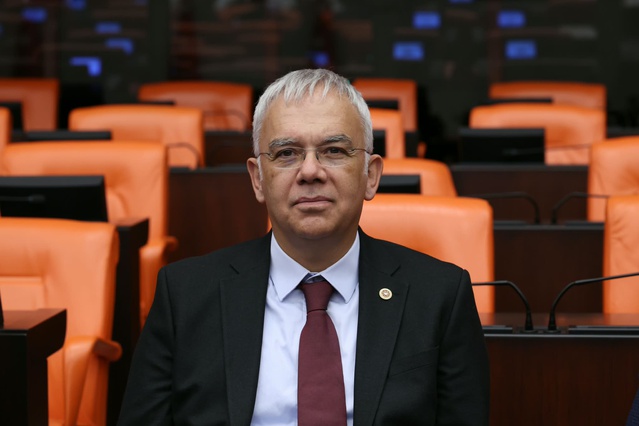 Pala, 125 kişinin öldüğü İskenderun Devlet Hastanesi'ne ilişkin soru önergesi verdi