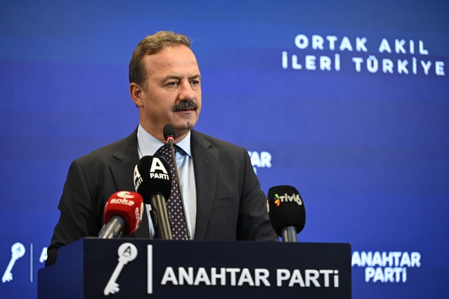 Yavuz Ağıralioğlu, Manisa Akhisar'daki kazada ölenler için başsağlığı diledi