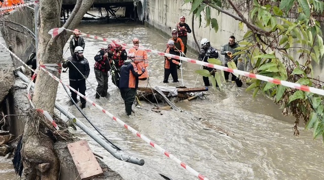 İstanbul Valisi Gül, sel mağdurlarına 10'ar bin lira yardım yapılacağını açıkladı