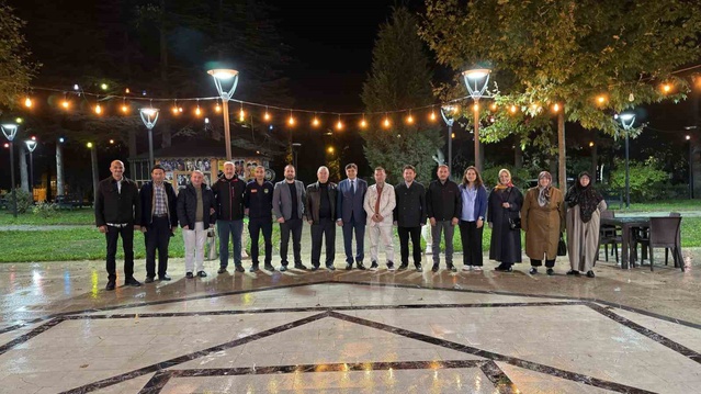 Söğüt'te 4 belediye personeline veda yemeği düzenlendi, Başkan Durgut teşekkür etti