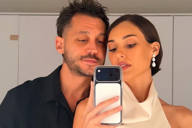 Dilan Çiçek Deniz ile Birkan Nasuhoğlu bir yılı geride bıraktı: “Daha nicelerimiz olsun”