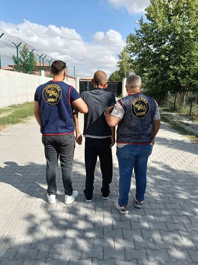 Konya'da jandarmanın 15 günlük denetiminde 698 bin 37 kişi sorgulandı, 315 kişi yakalandı