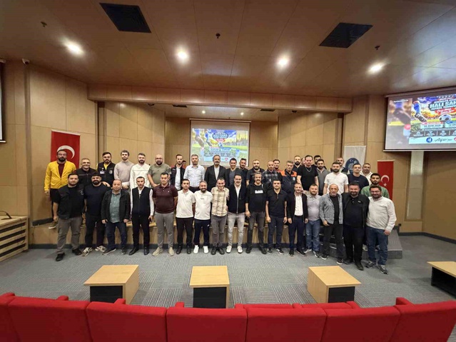 Çorum Belediyesi'nde 21 takımlı Birimler Arası Futbol Turnuvası'nın kuraları çekildi