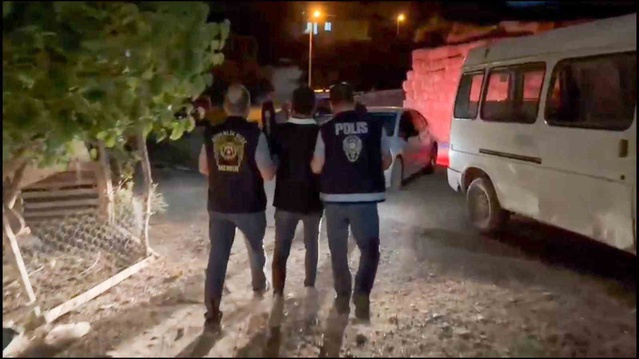 Mersin Mut'ta 6 gazino ve 3 otelin ruhsatı iptal edildi: Ahlak operasyonunda 22 tutuklama