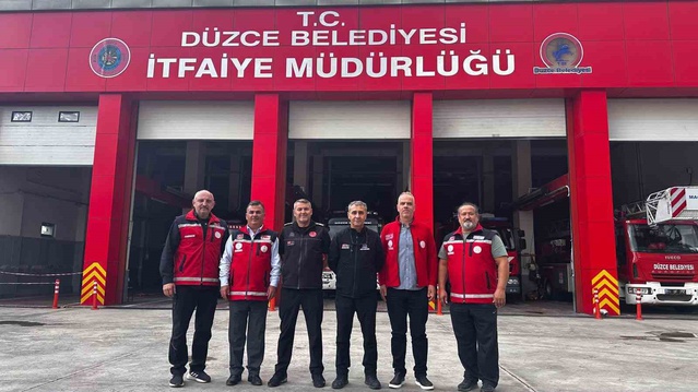 Düzce MEB AKUB, İtfaiye ile okullardaki afet tatbikatlarını değerlendirdi