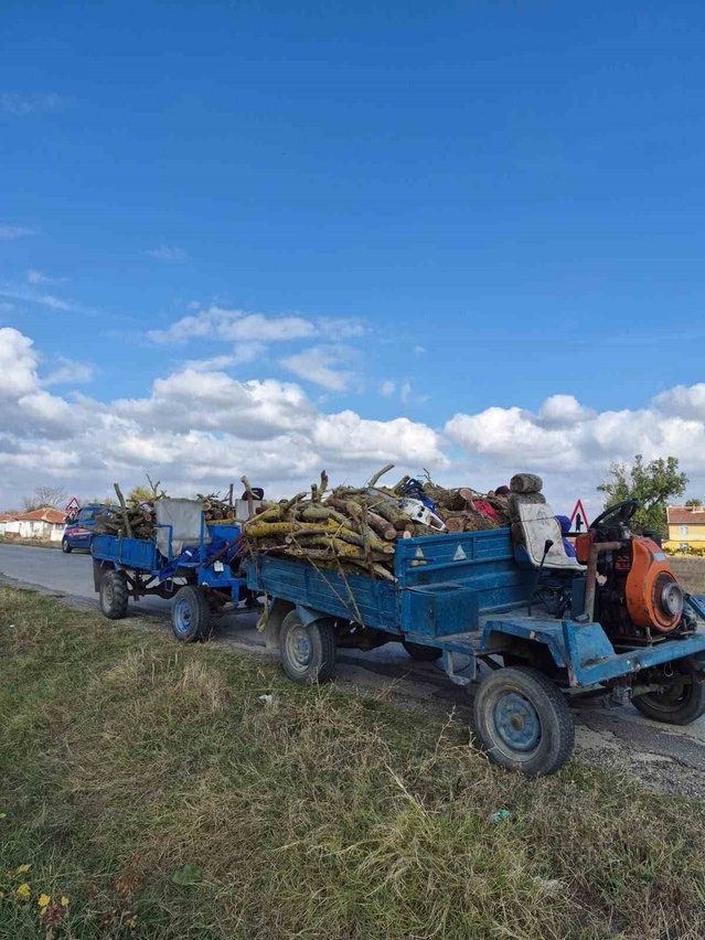 Uzunköprü'de odun yüklü 2 patpat durduruldu, iki kişiye 2 bin TL ceza kesildi