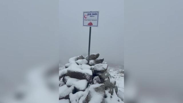 Ankara'da mevsimin ilk karı Işık Dağı'na yağdı