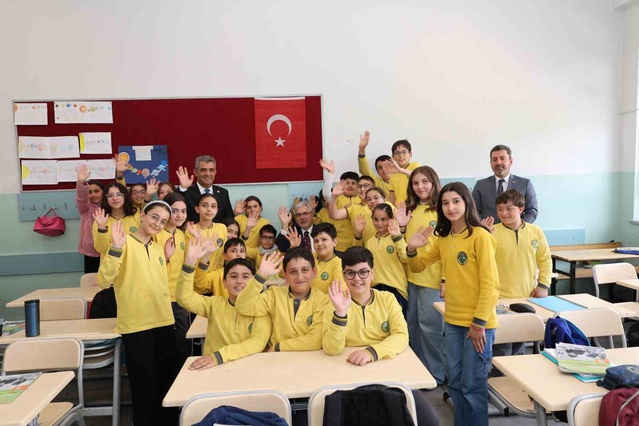 Erzurum'da kadınlar 2025'te muhtemel eğitim süresinde erkekleri 0,07 yıl farkla geçti