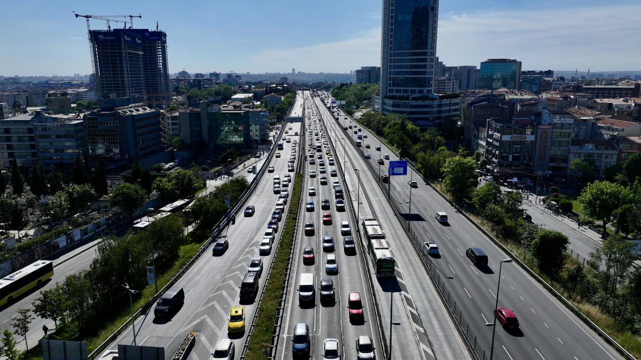 İstanbul ve Ankara'da bazı yollar trafiğe kapatılacak