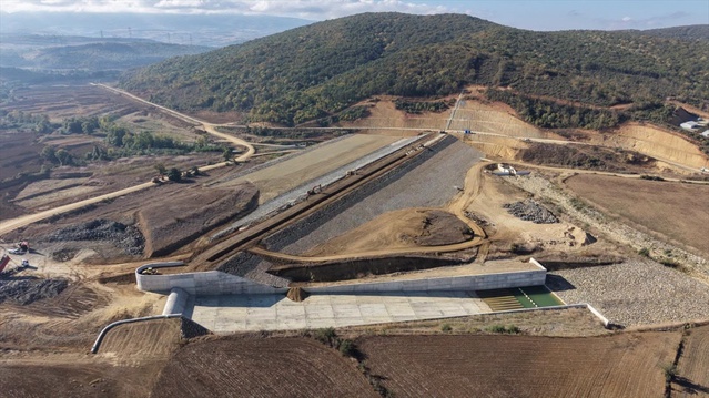 DSİ 11. Bölge Müdürü Yücegök, Tekirdağ İnecik 1-2 Barajı'nda gövde dolgusunu inceledi