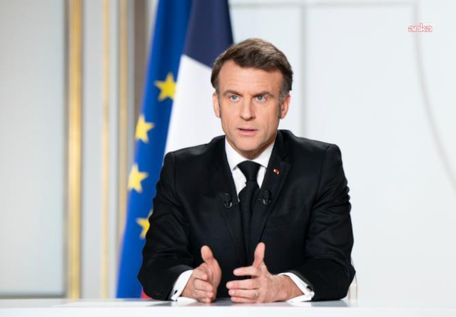 Macron, 7 Ekim'in üçüncü yılında ölen 51 Fransız'ı andı, terörle mücadele sözü verdi