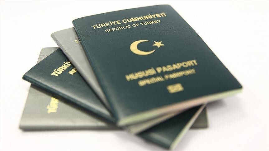 Meclis'e "60 yaş ve üstü vatandaşlara yeşil pasaport hakkı verilsin" talebi