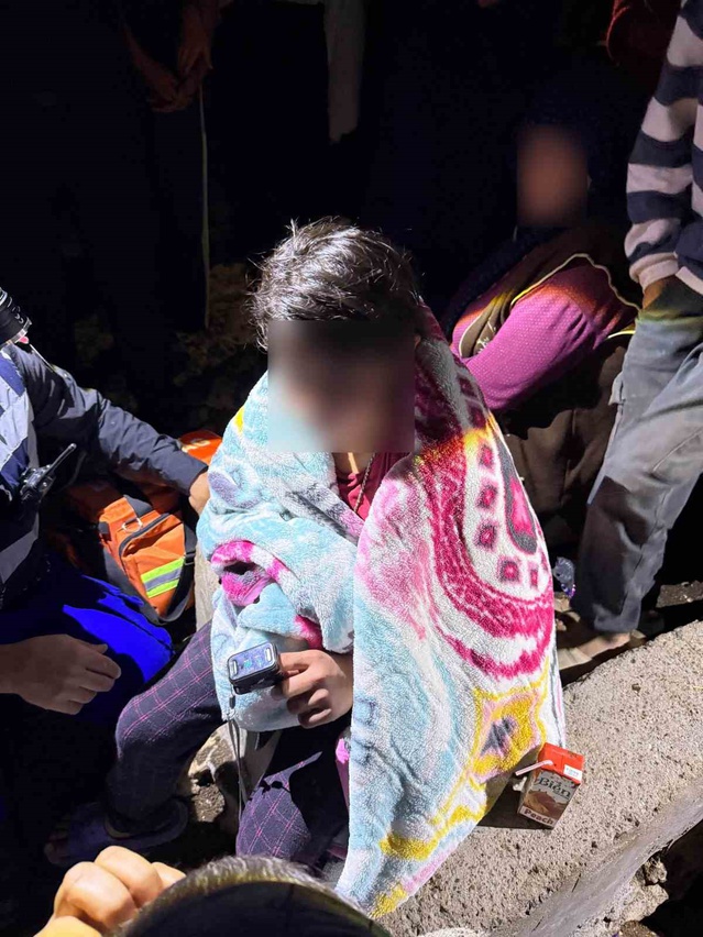 AFAD, Mardin Ömerli'de köpekten korkarak kaybolan 12 yaşındaki kız çocuğunu buldu